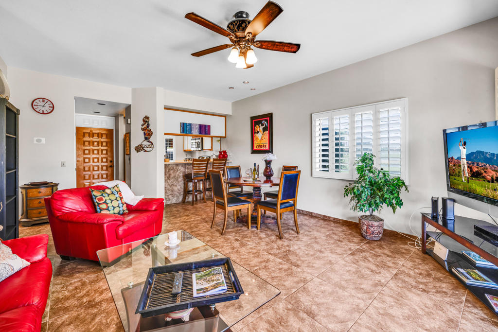 MLS #219132051DA image #5