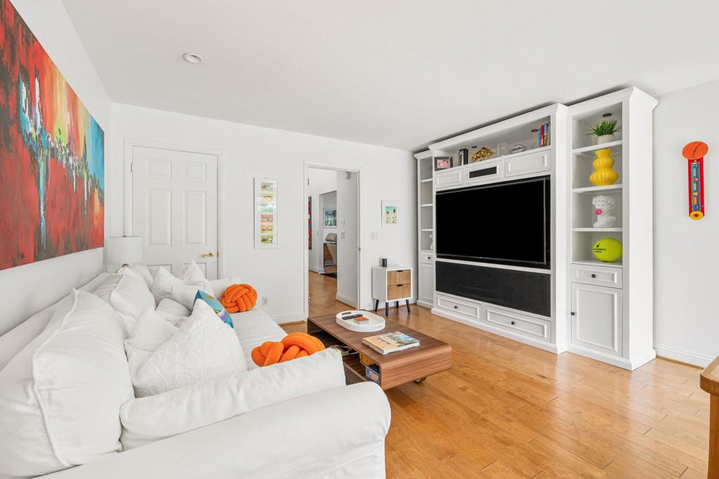 MLS #219132081DA image #31