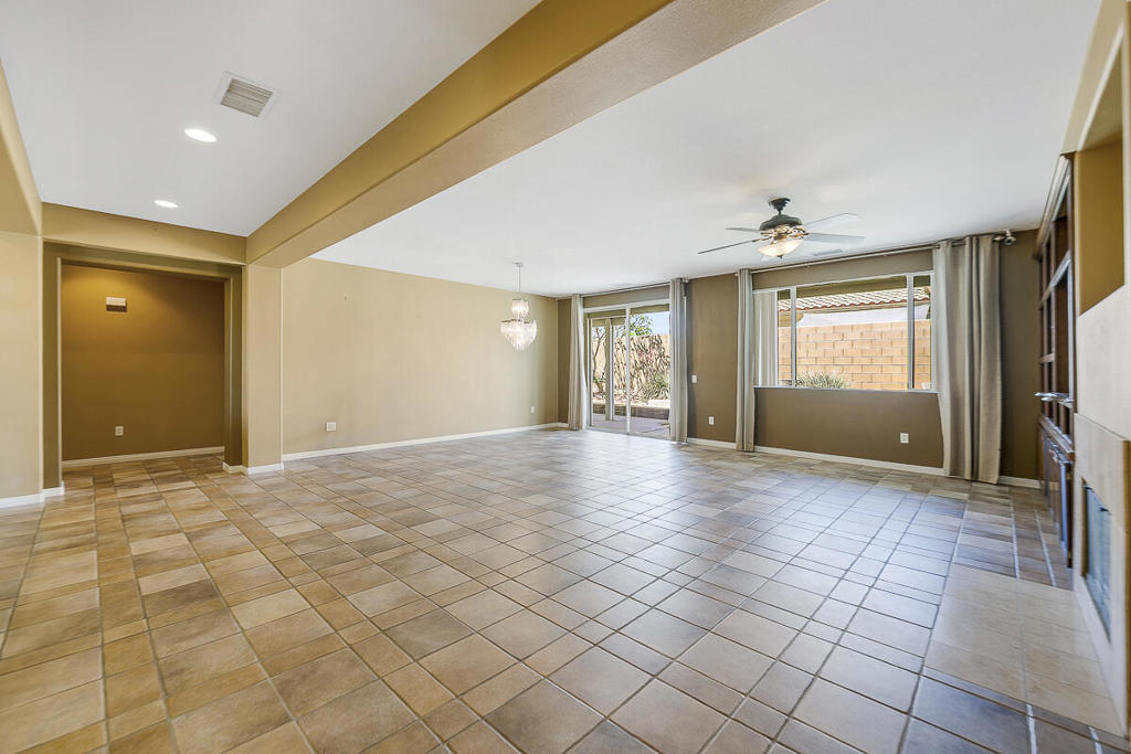 MLS #219132186DA image #10