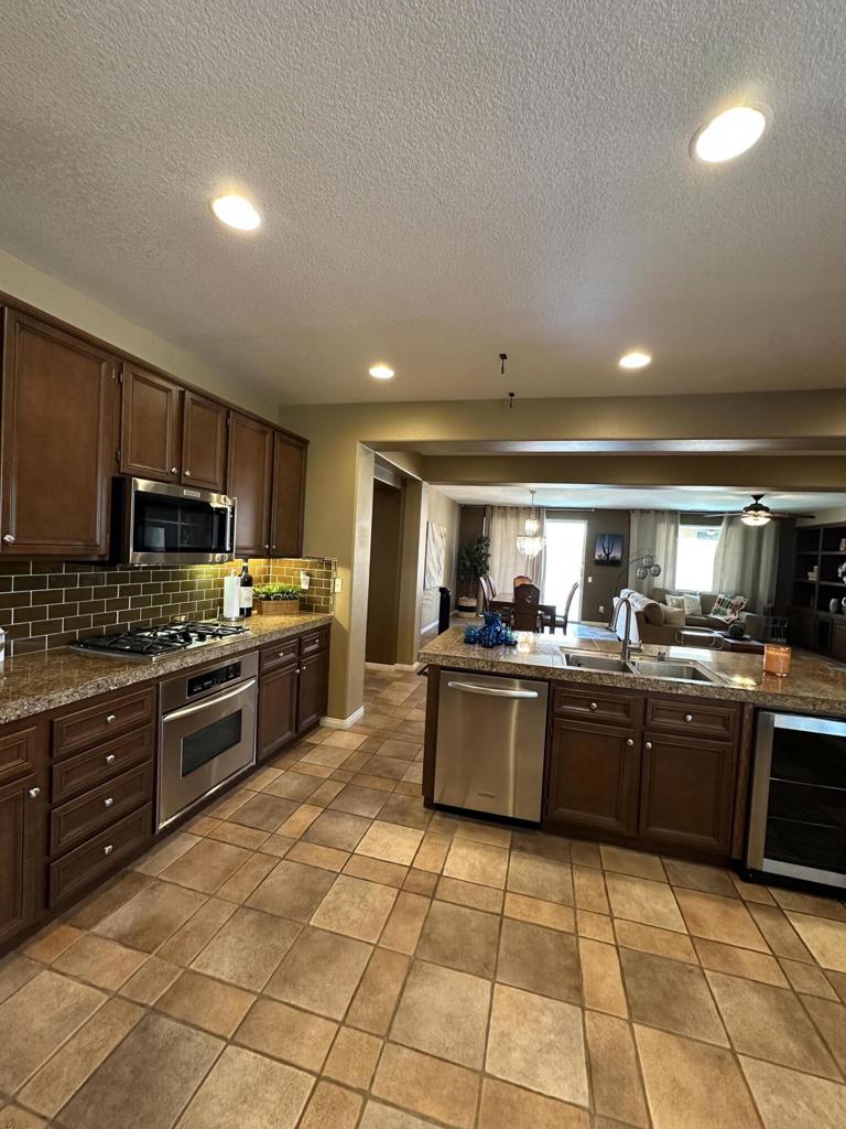 MLS #219132186DA image #15