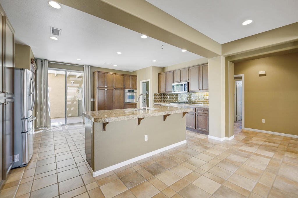 MLS #219132186DA image #16