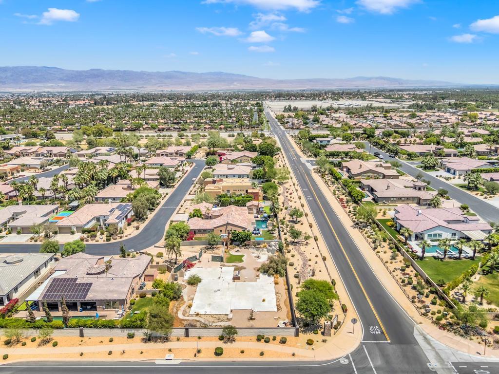 MLS #219132215DA image #4