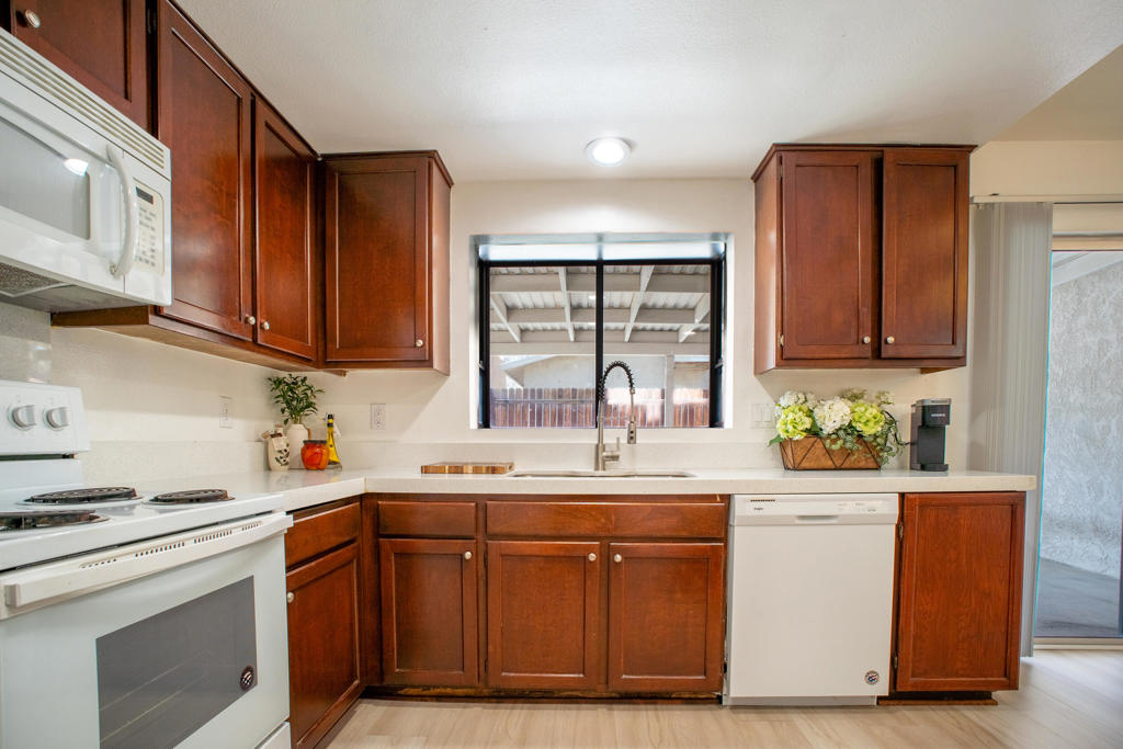 MLS #219132232DA image #10