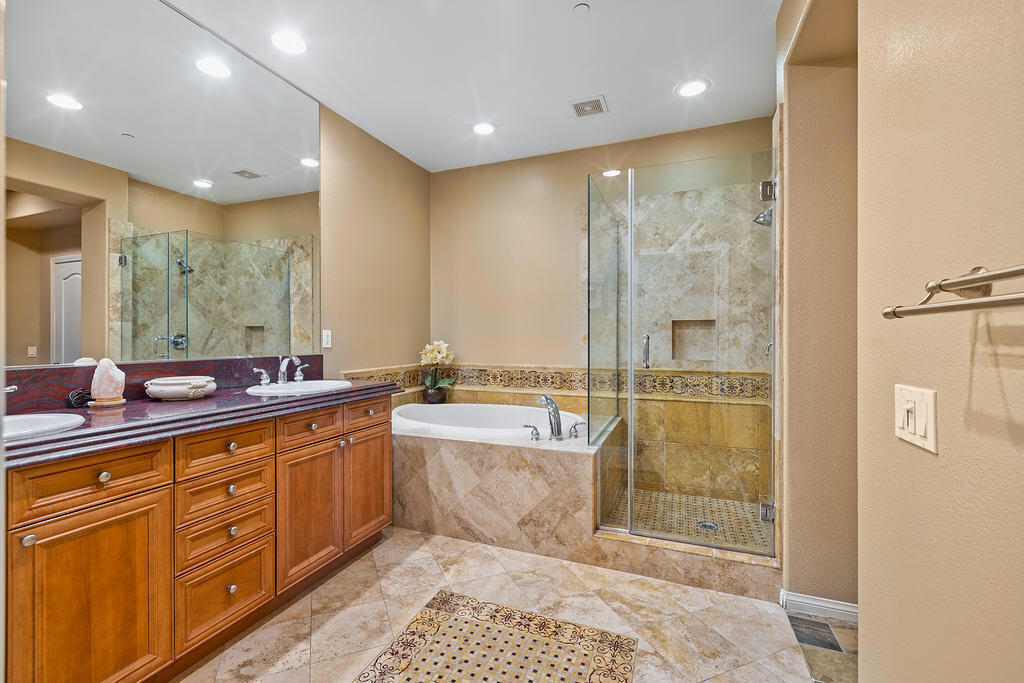 MLS #219132238DA image #14