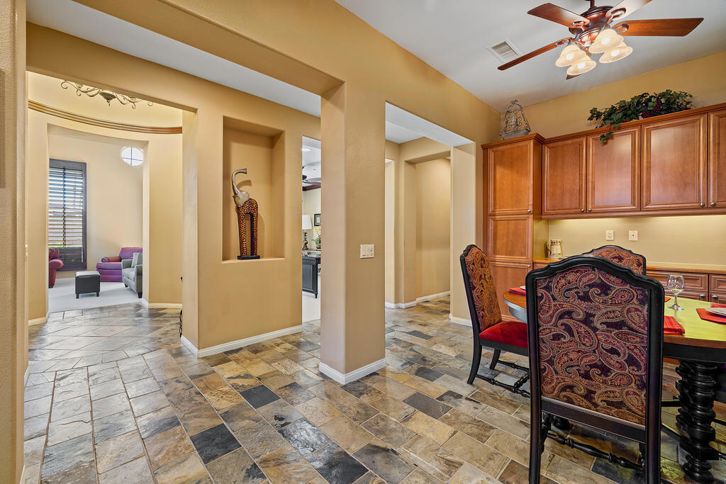 MLS #219132238DA image #6