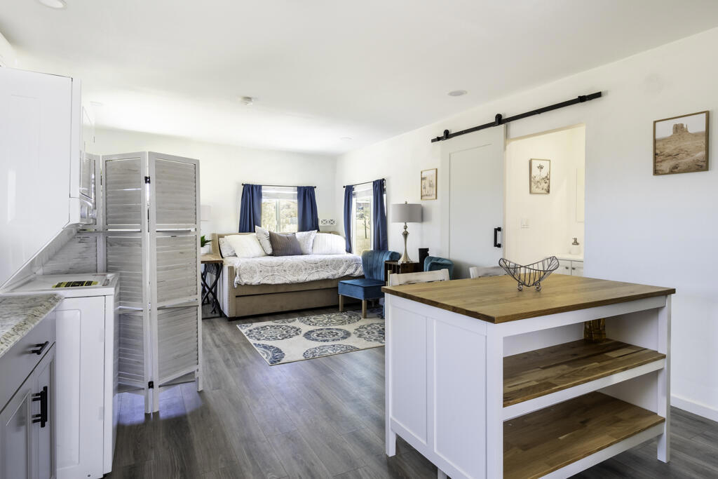 MLS #219132247PS image #14