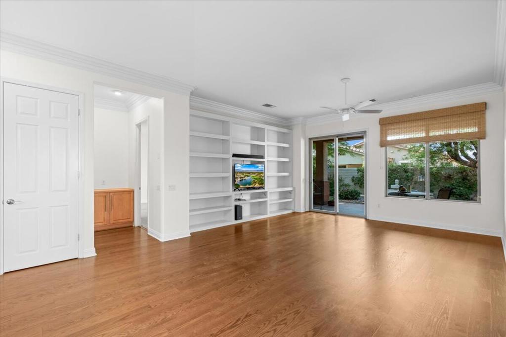 MLS #219132300DA image #5