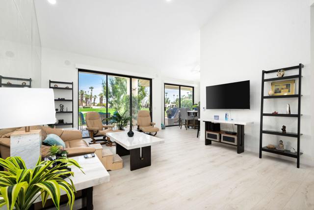 MLS #219132320DA image #4