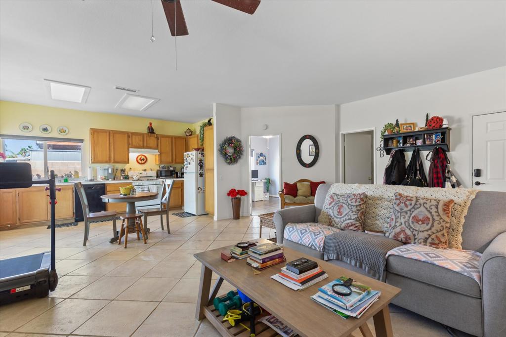 MLS #219132324DA image #5