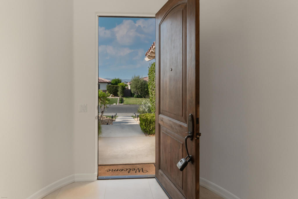 MLS #219132436DA image #3