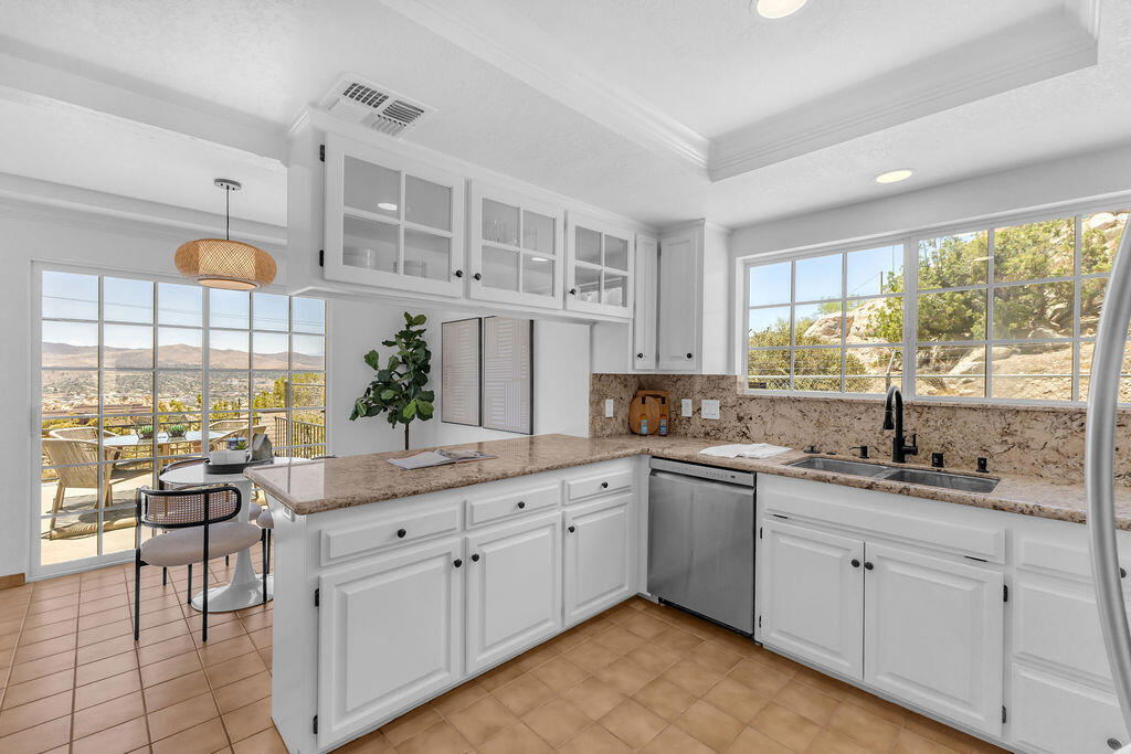 MLS #219132437DA image #12