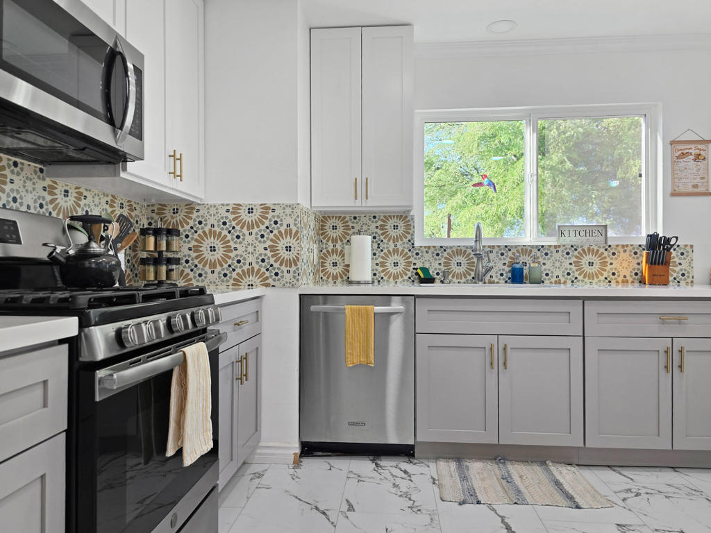 MLS #219132438DA image #8