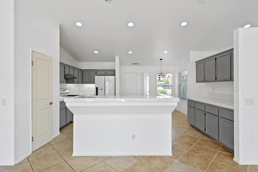 MLS #219132461DA image #10