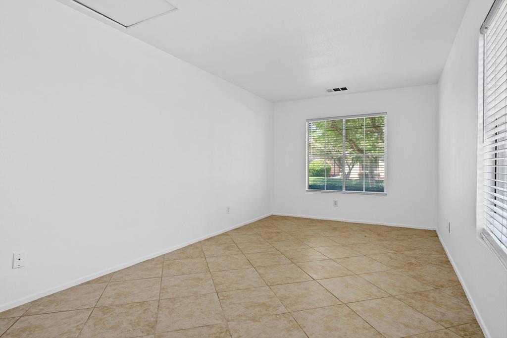 MLS #219132461DA image #14