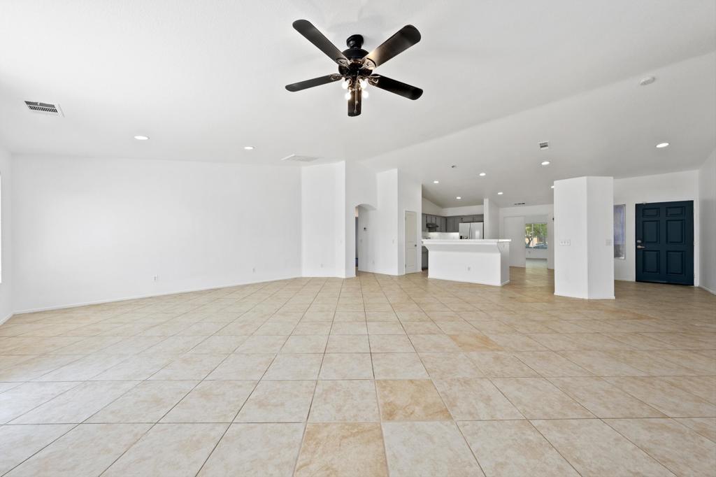 MLS #219132461DA image #9