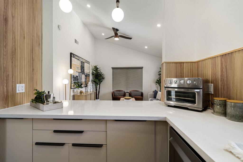 MLS #219132465PS image #11