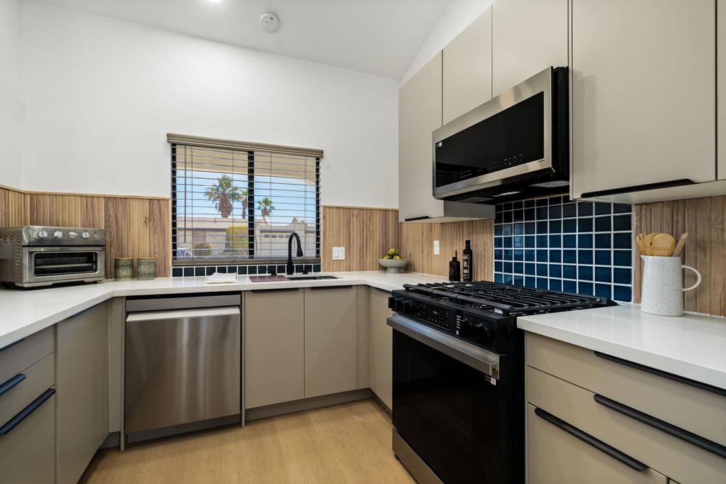 MLS #219132465PS image #8