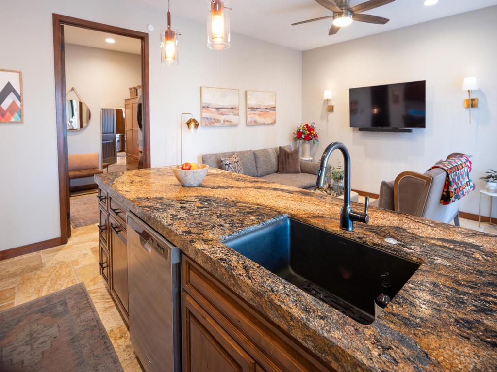 MLS #219132474DA image #4