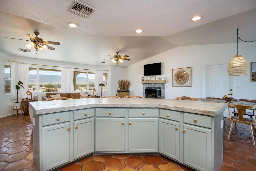 MLS #219132521PS image #11