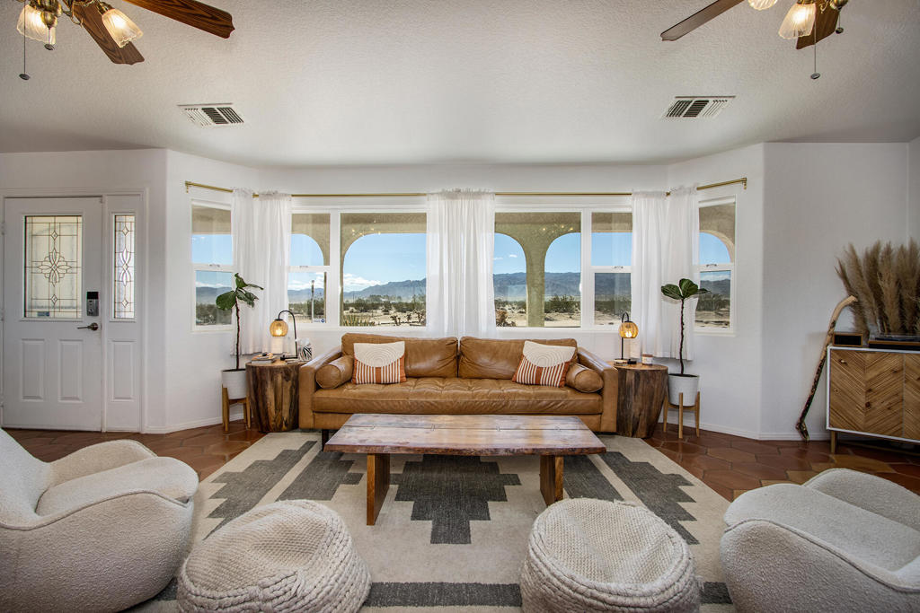 MLS #219132521PS image #4