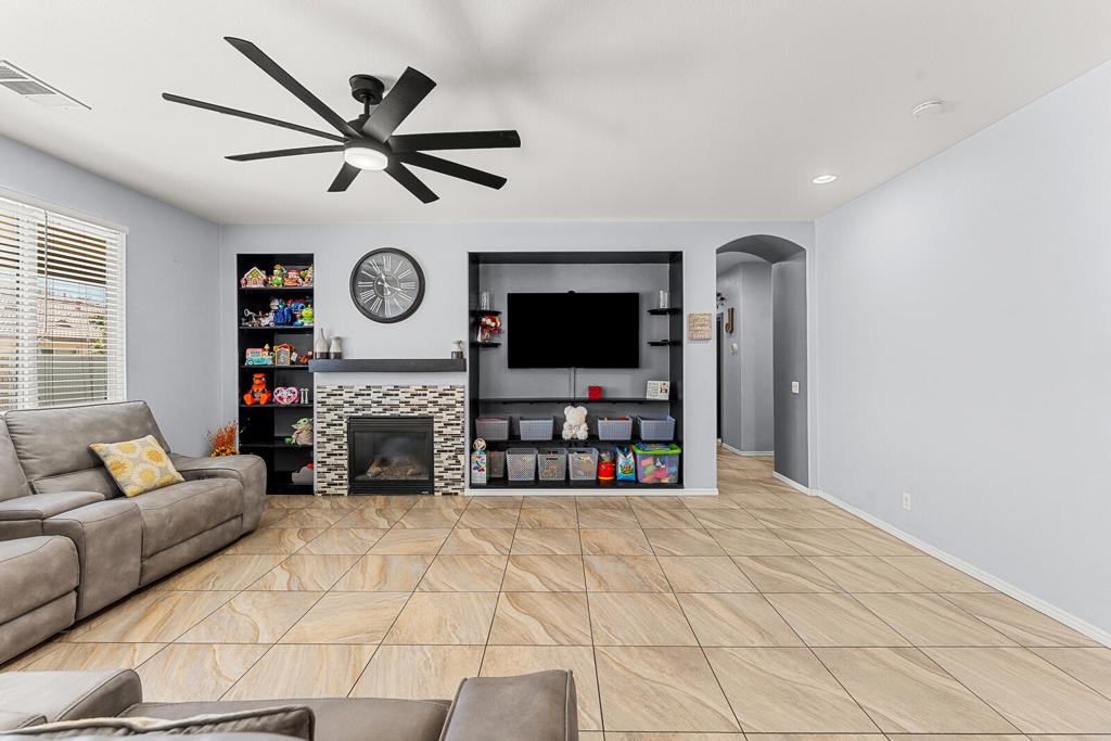 MLS #219132557DA image #11