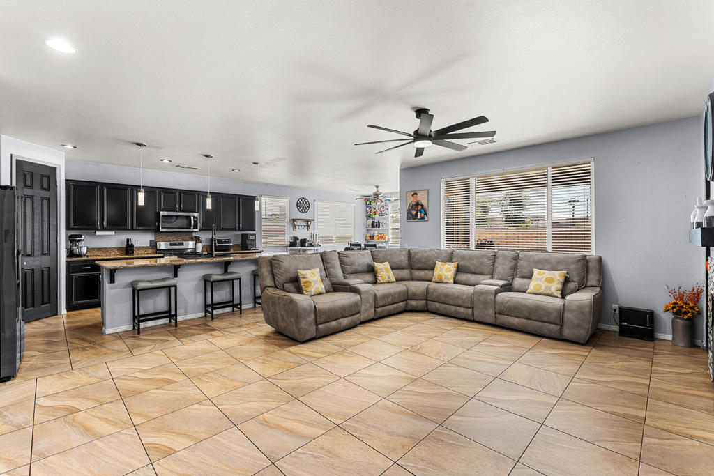 MLS #219132557DA image #16