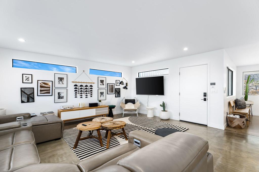 MLS #219132581DA image #13