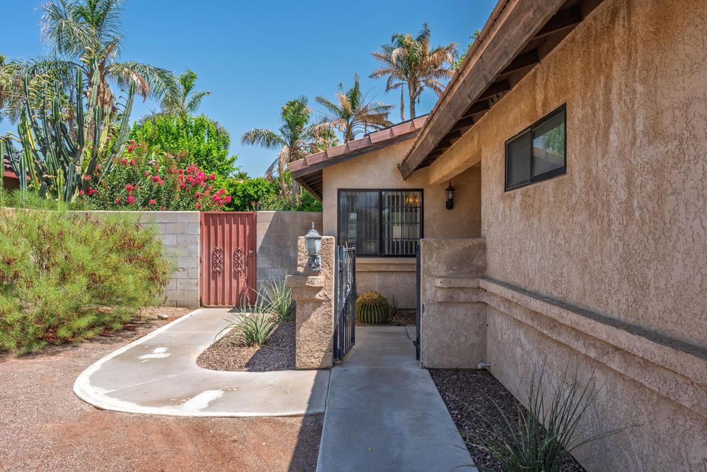 MLS #219132589DA image #2