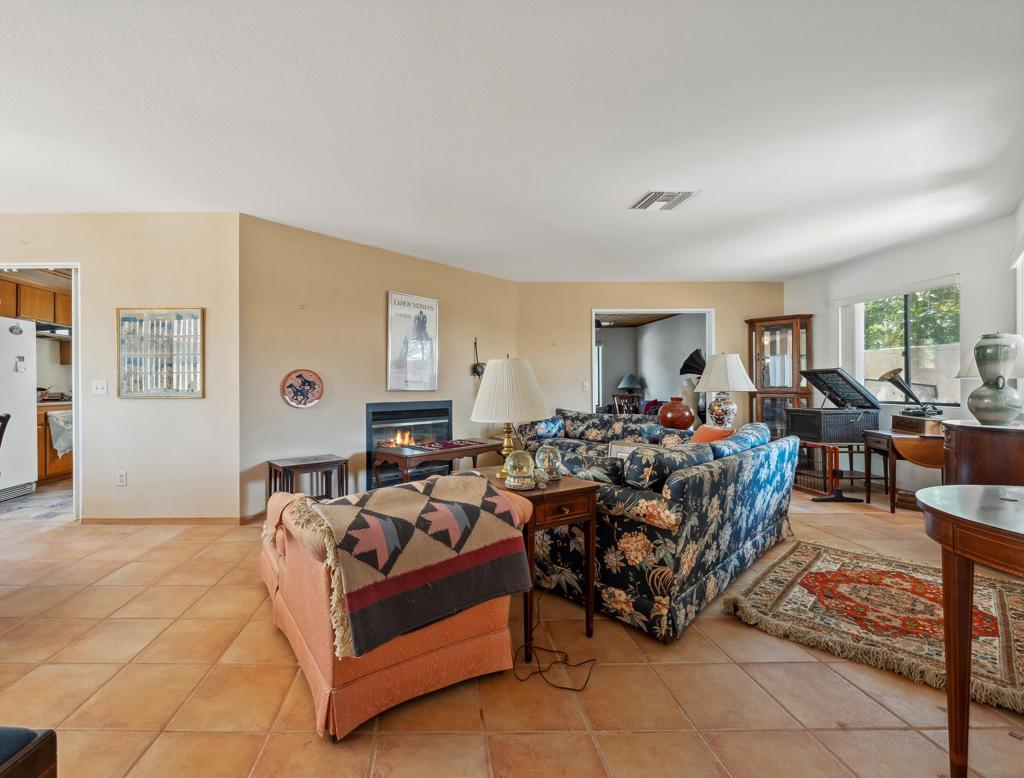 MLS #219132589DA image #6