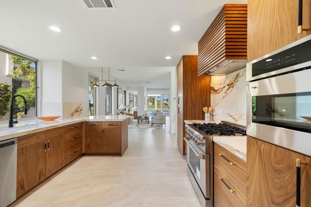 MLS #219132624DA image #12