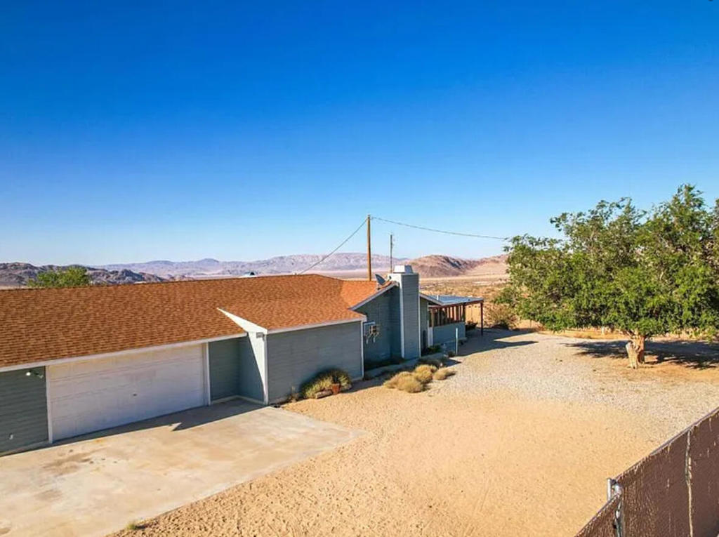 MLS #219132656DA image #2