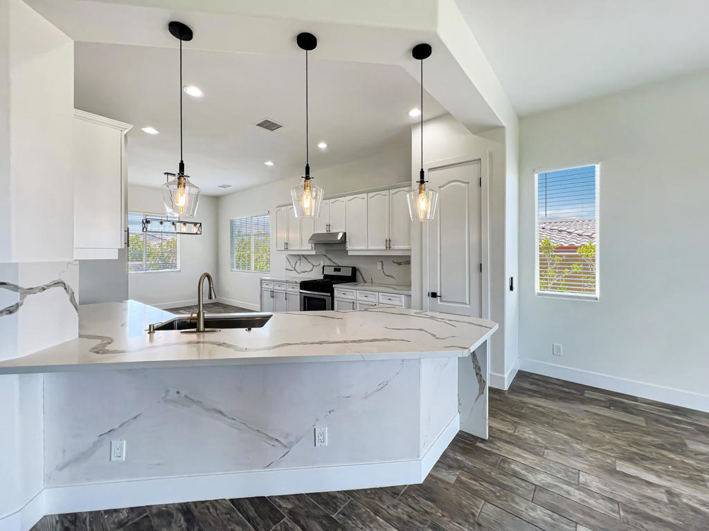 MLS #219132700DA image #11