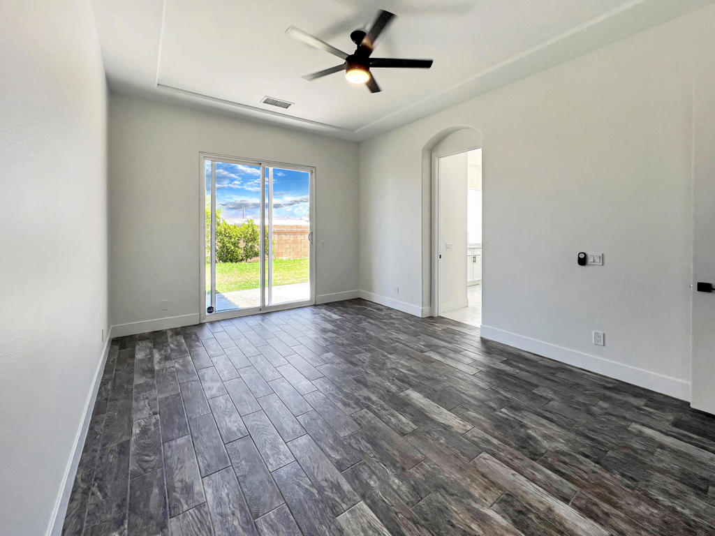 MLS #219132700DA image #13