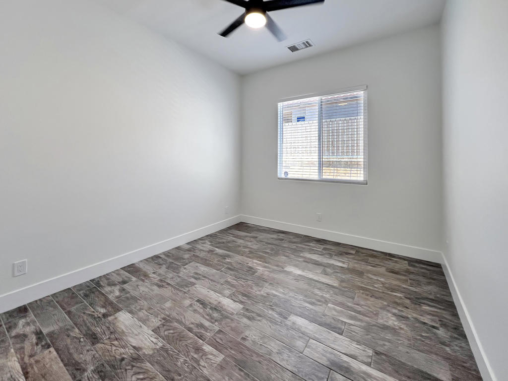 MLS #219132700DA image #19