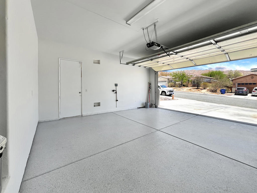 MLS #219132700DA image #32