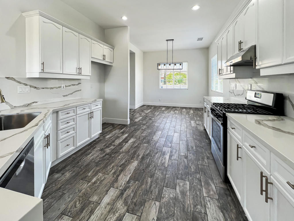 MLS #219132700DA image #6