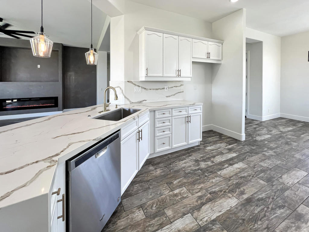 MLS #219132700DA image #7