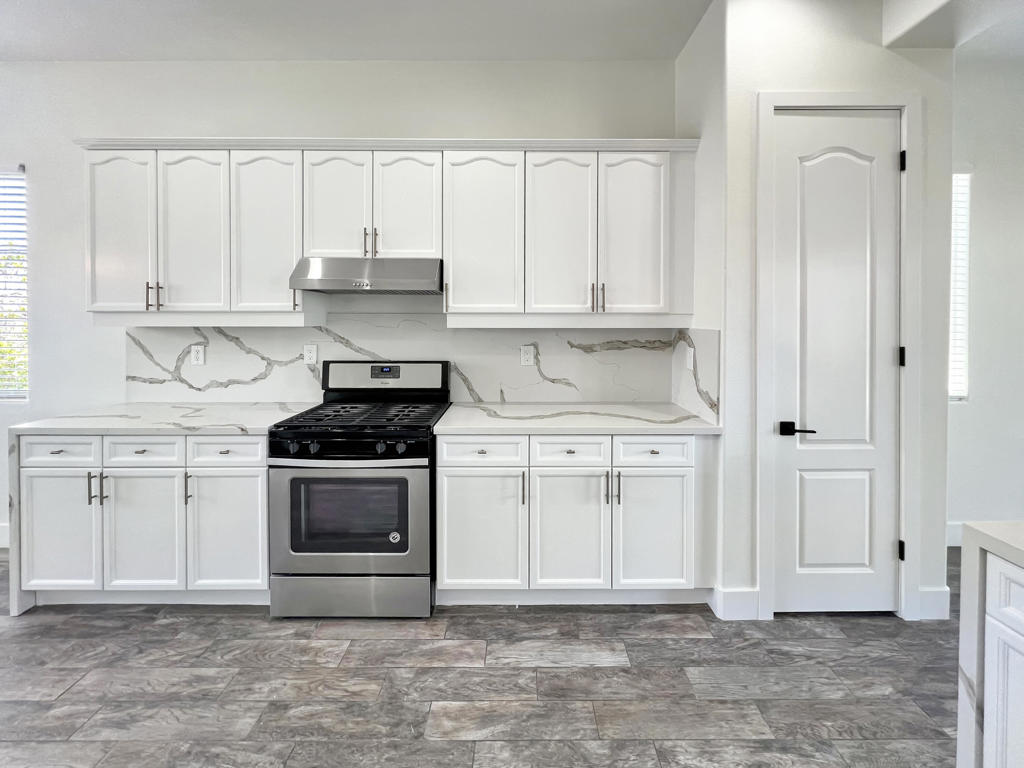 MLS #219132700DA image #8