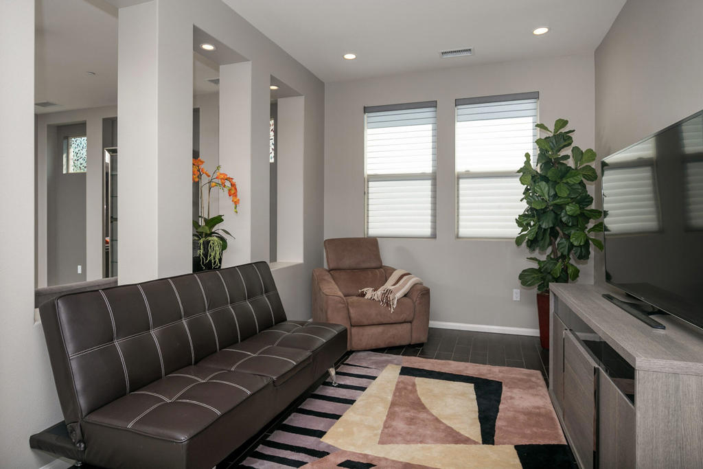 MLS #219132760DA image #10