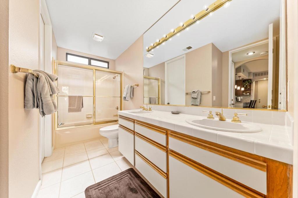 MLS #219132858DA image #9