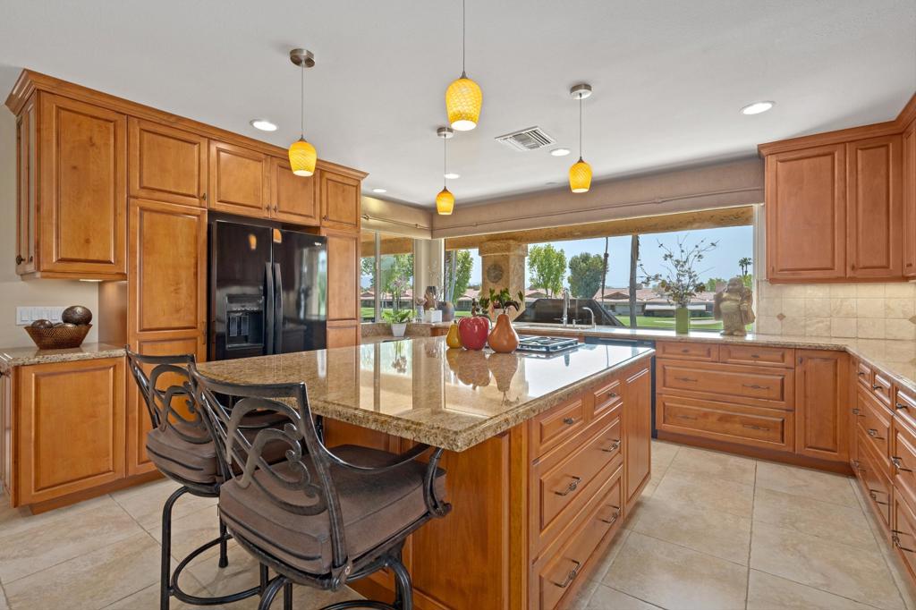 MLS #219132880DA image #3