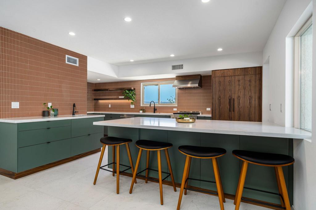 MLS #219132904DA image #18