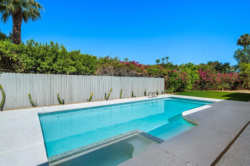 MLS #219132904DA image #30