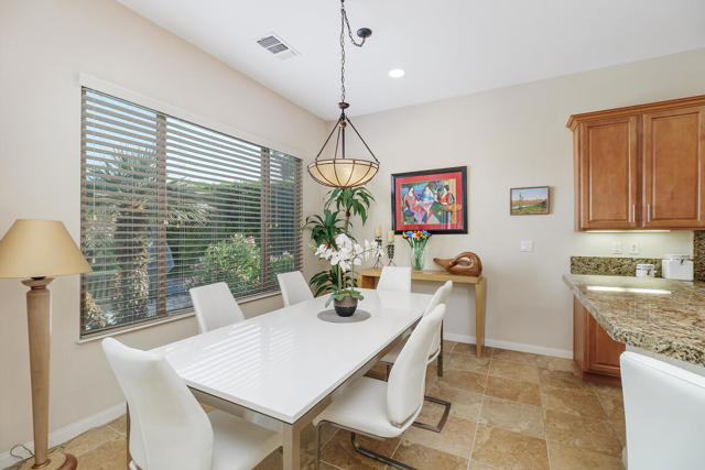 MLS #219132913DA image #9