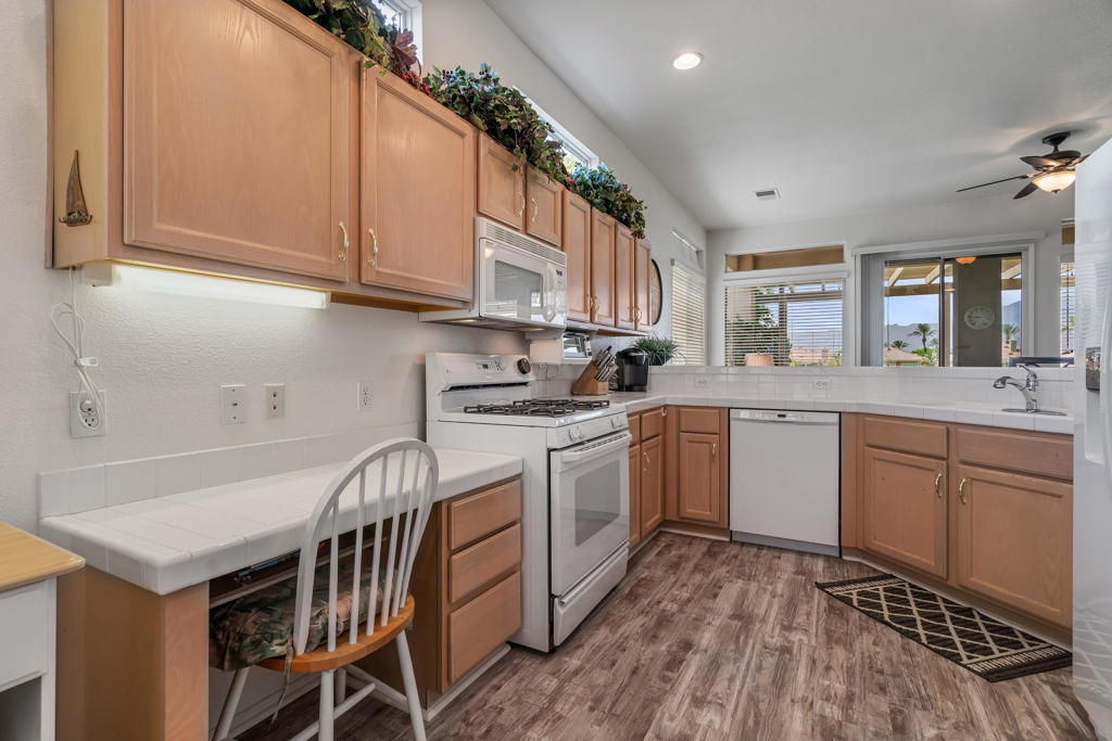 MLS #219132941DA image #17