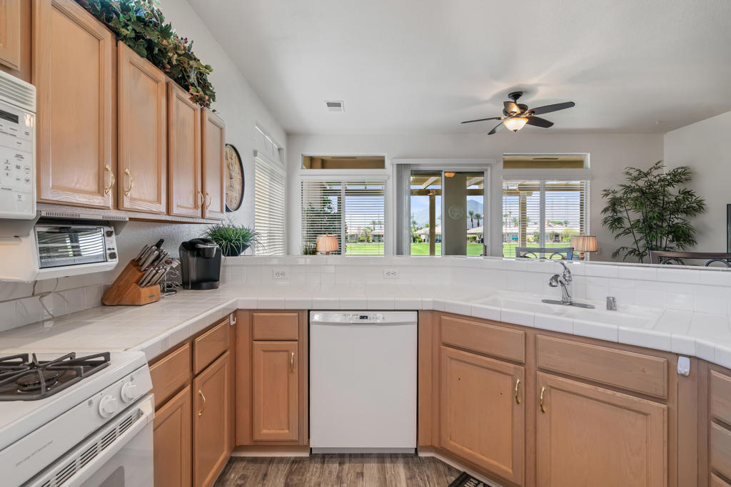 MLS #219132941DA image #22