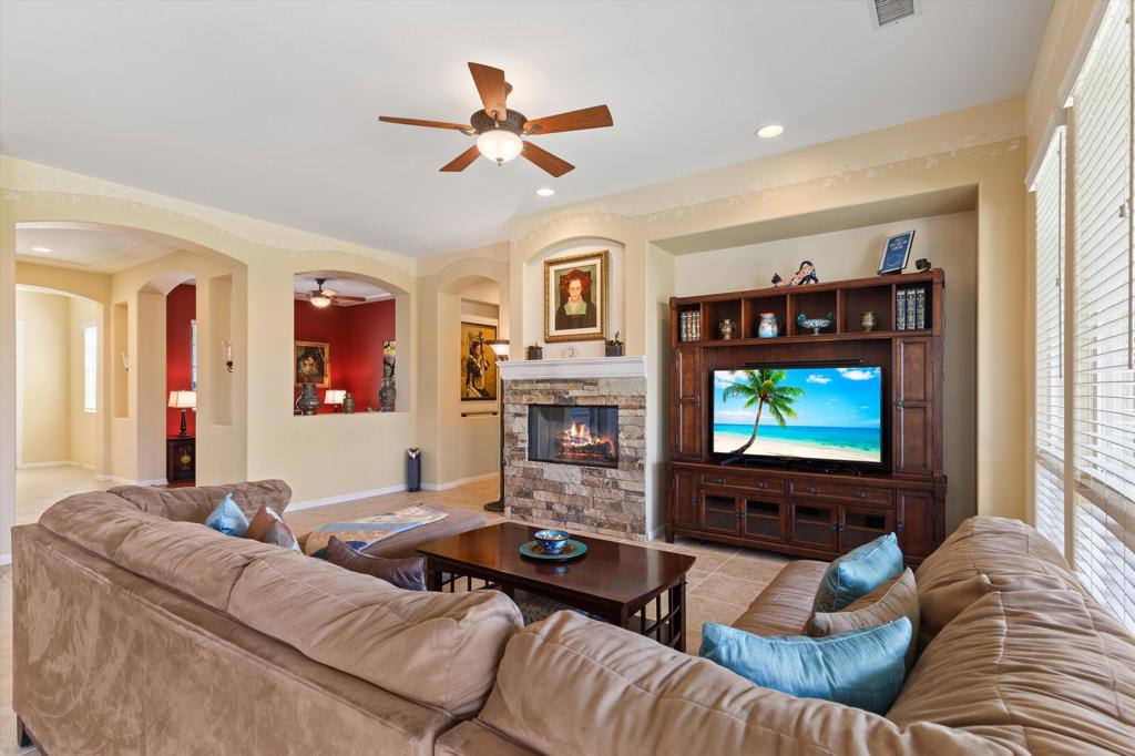 MLS #219132993DA image #13