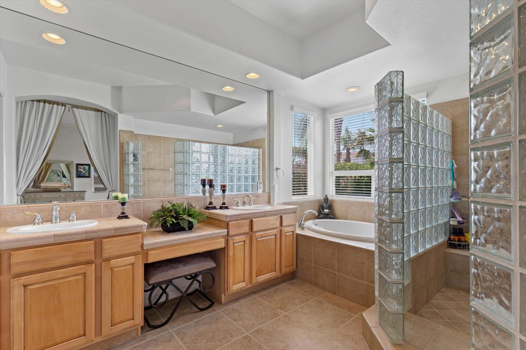 MLS #219132993DA image #25