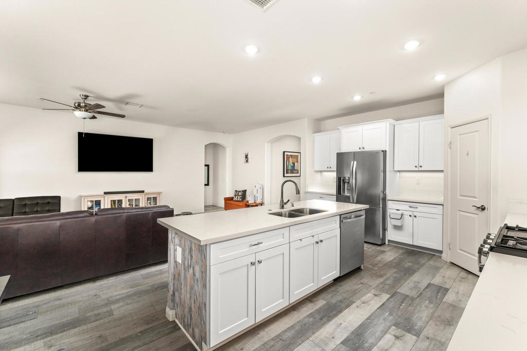 MLS #219132997DA image #0