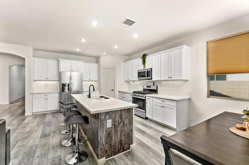 MLS #219132997DA image #12